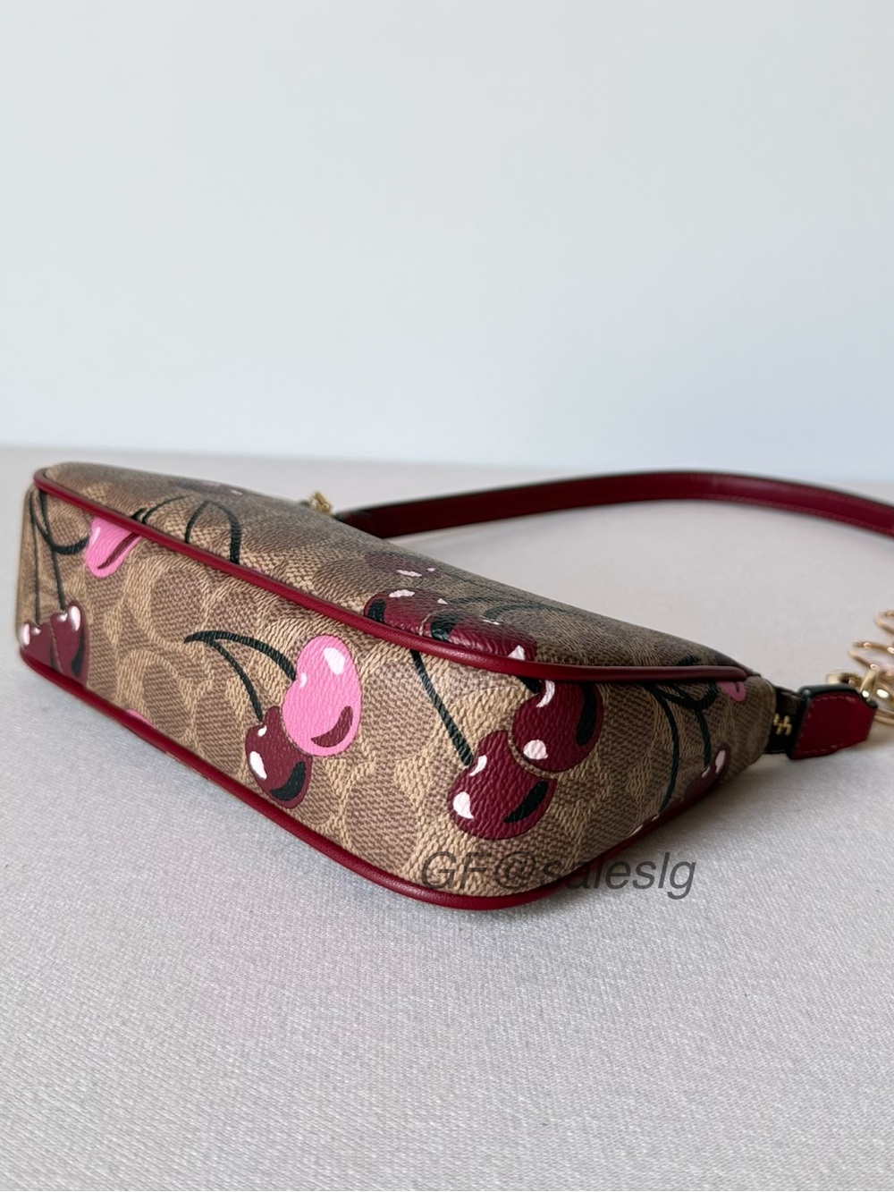 NWT Coach Nolita 19 Cherry Print Wristlet Small Bag Tan/Gold + Chain Extender - Picture 6 of 10